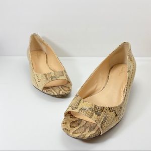 COLE HAAN NikeAir LEATHER peep Toe Pumps Sz 10.5B